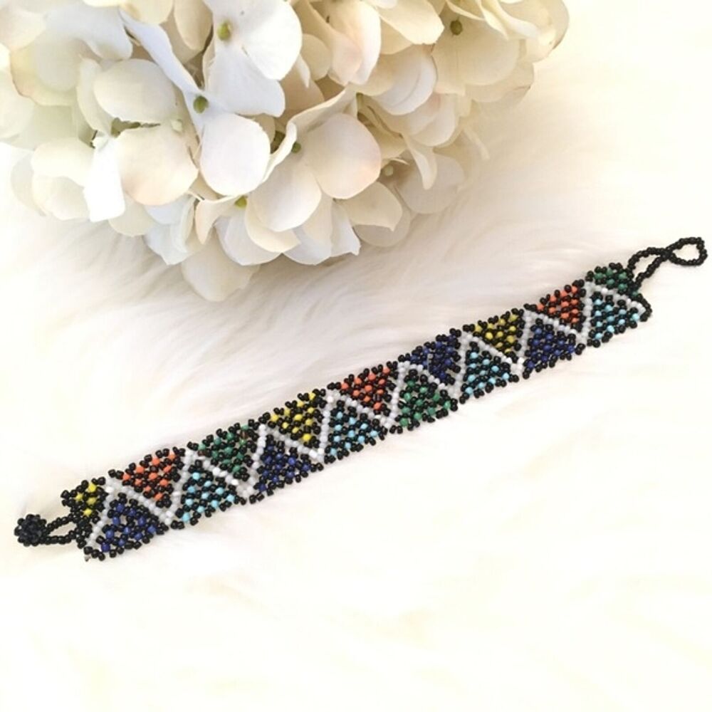 Hand Beaded Mexican Huichol Bracelet Colorful Multicolor Zig Zag‎ Rainbow